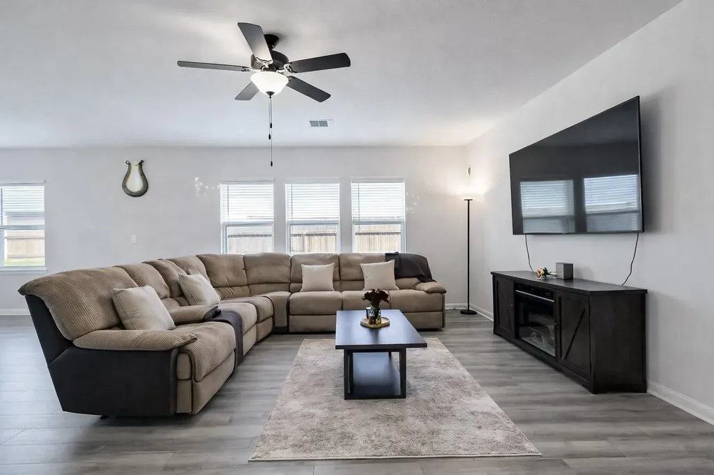 940 Paddock Lane Georgetown TX 78626