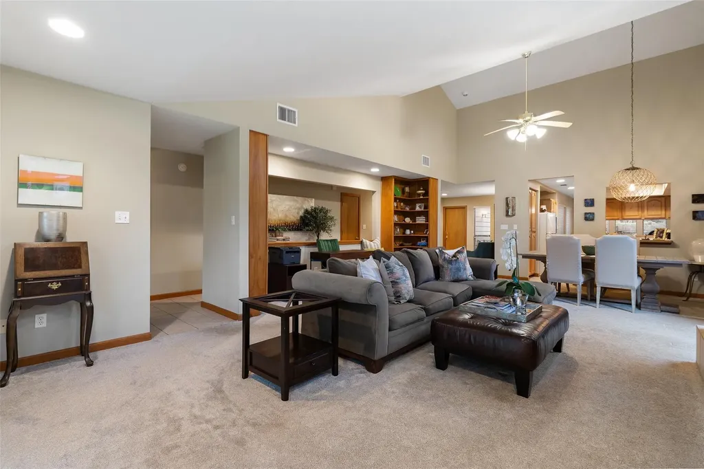 6820 N Cypress Point Austin TX 78746
