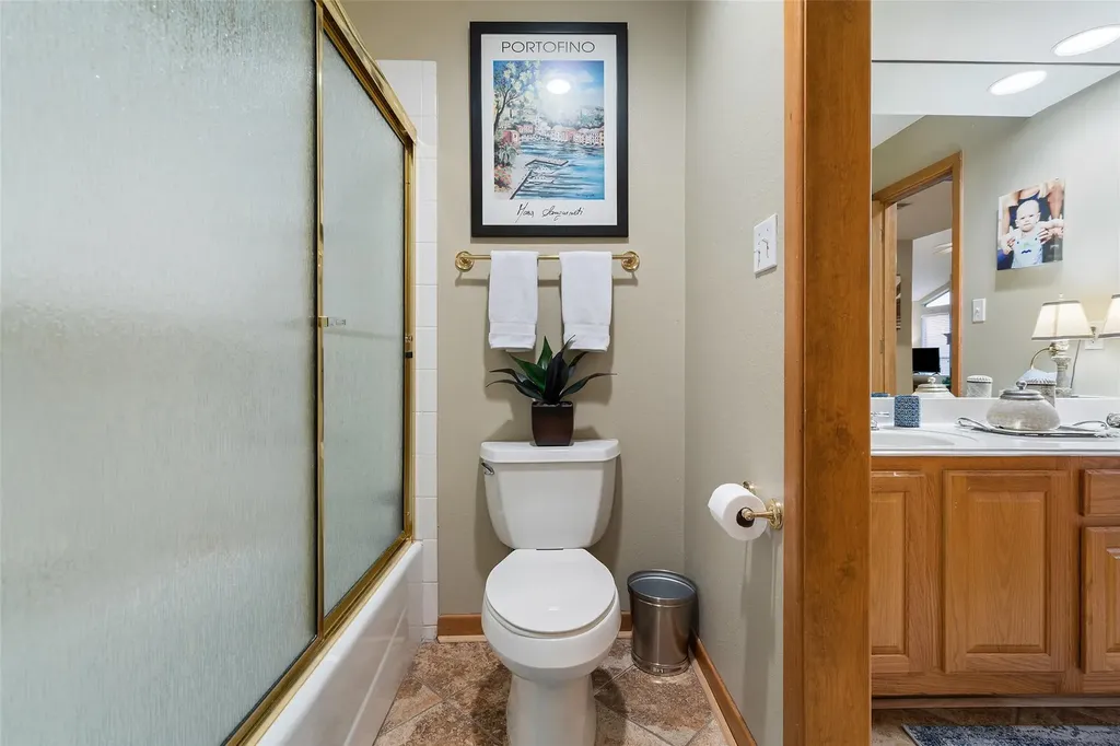 6820 N Cypress Point Austin TX 78746