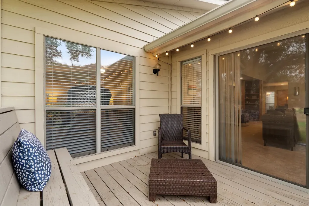 6820 N Cypress Point Austin TX 78746