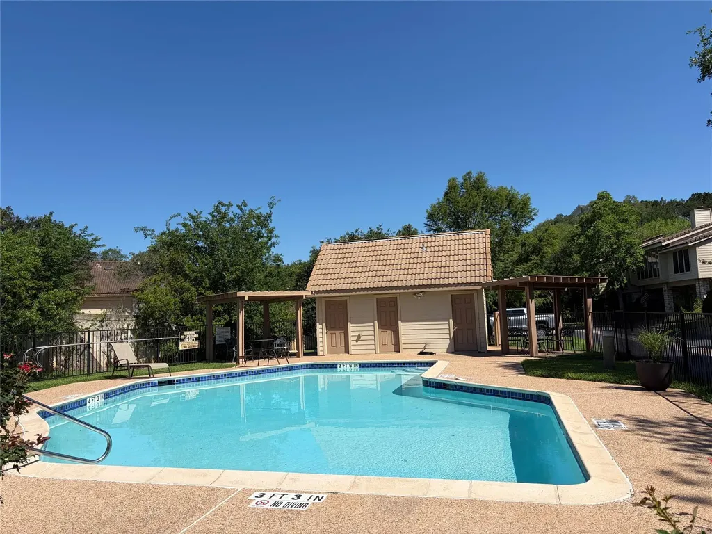 6820 N Cypress Point Austin TX 78746
