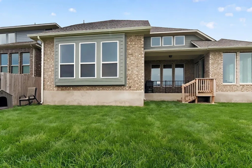 301 Mcmillian Drive Liberty Hill TX 78642