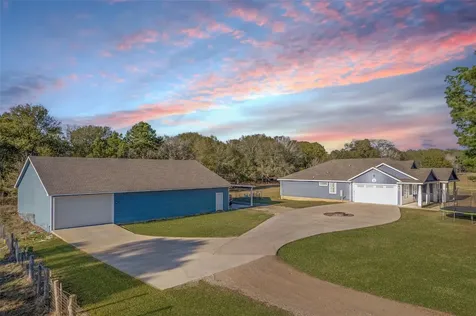 1880 E Highway 21 Paige TX 78659