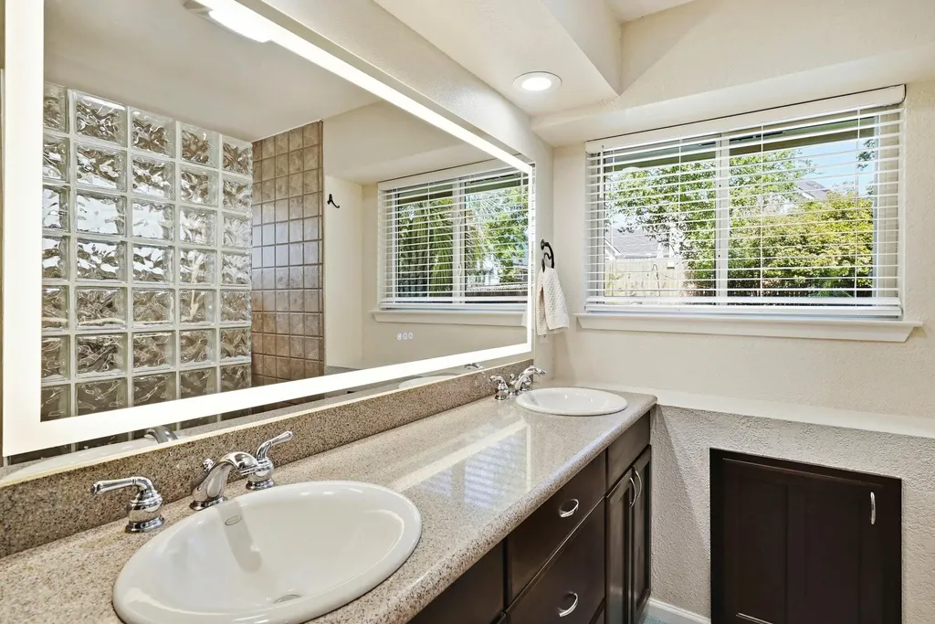 11002 Sierra Verde Trail Austin TX 78759