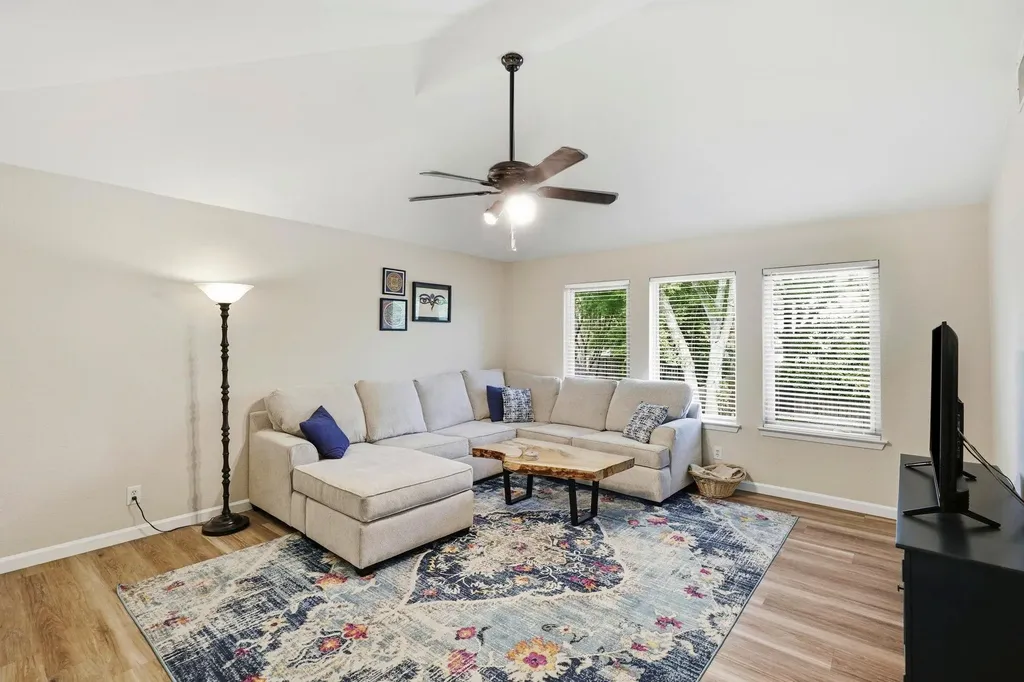 11002 Sierra Verde Trail Austin TX 78759