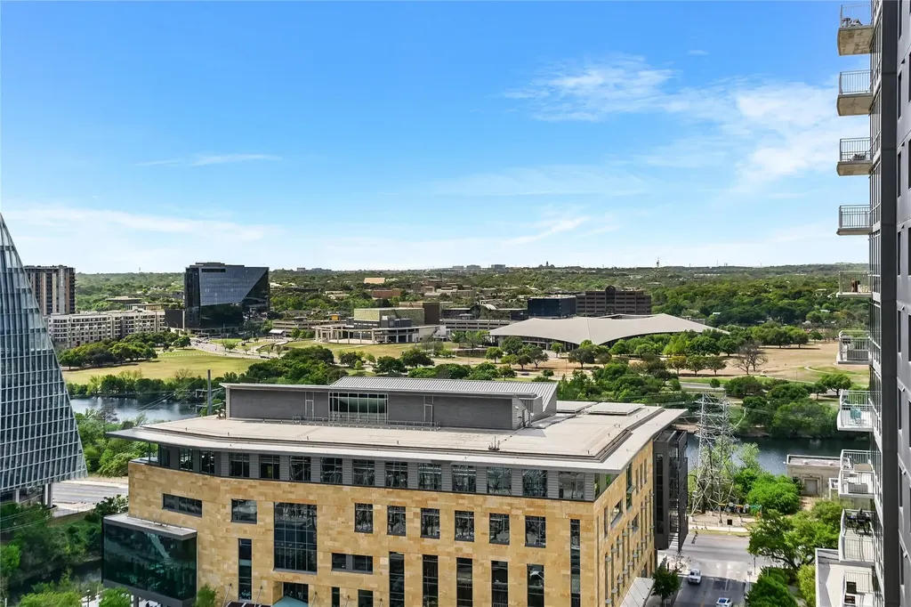 222 West Avenue Austin TX 78701