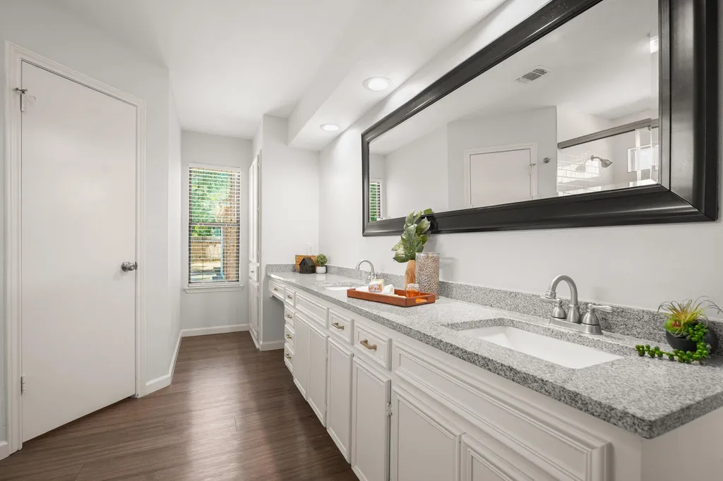 2116 Wychwood Drive Austin TX 78746