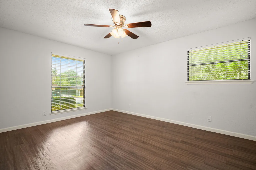 2116 Wychwood Drive Austin TX 78746