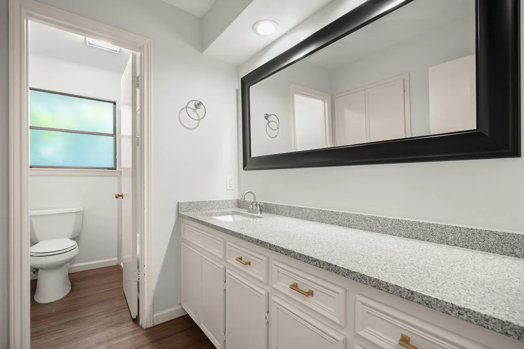 2116 Wychwood Drive Austin TX 78746