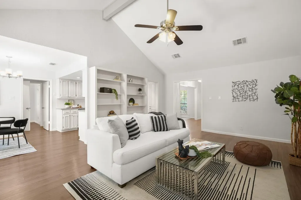 2116 Wychwood Drive Austin TX 78746