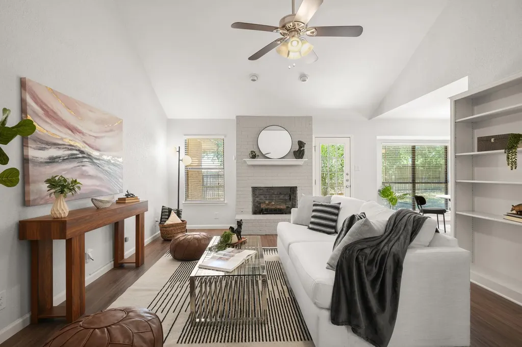2116 Wychwood Drive Austin TX 78746
