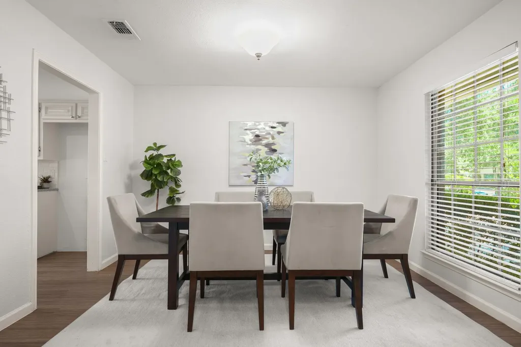 2116 Wychwood Drive Austin TX 78746