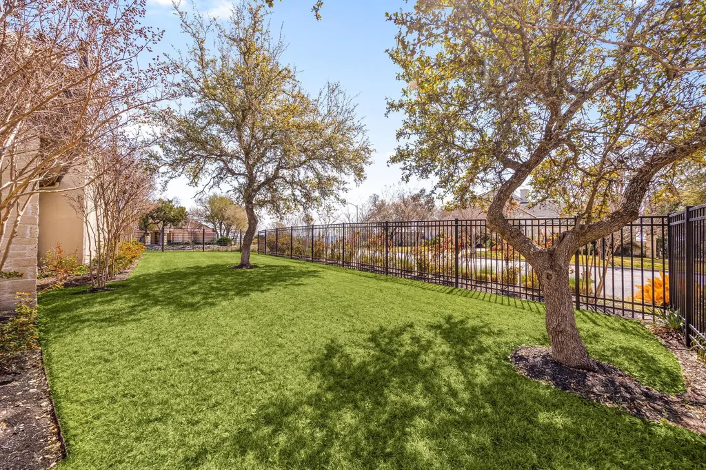 6504 W Courtyard Drive Austin TX 78730