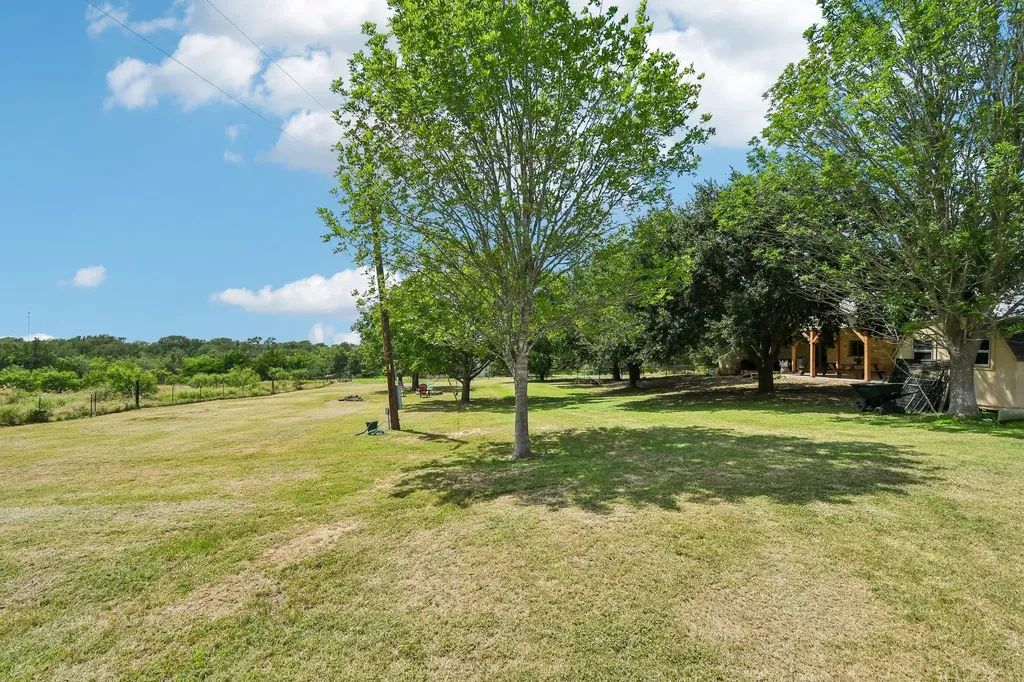387 Goertz Drive Red Rock TX 78662