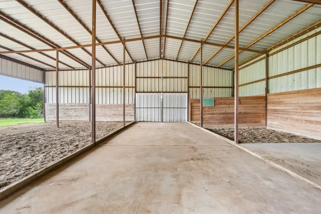 387 Goertz Drive Red Rock TX 78662