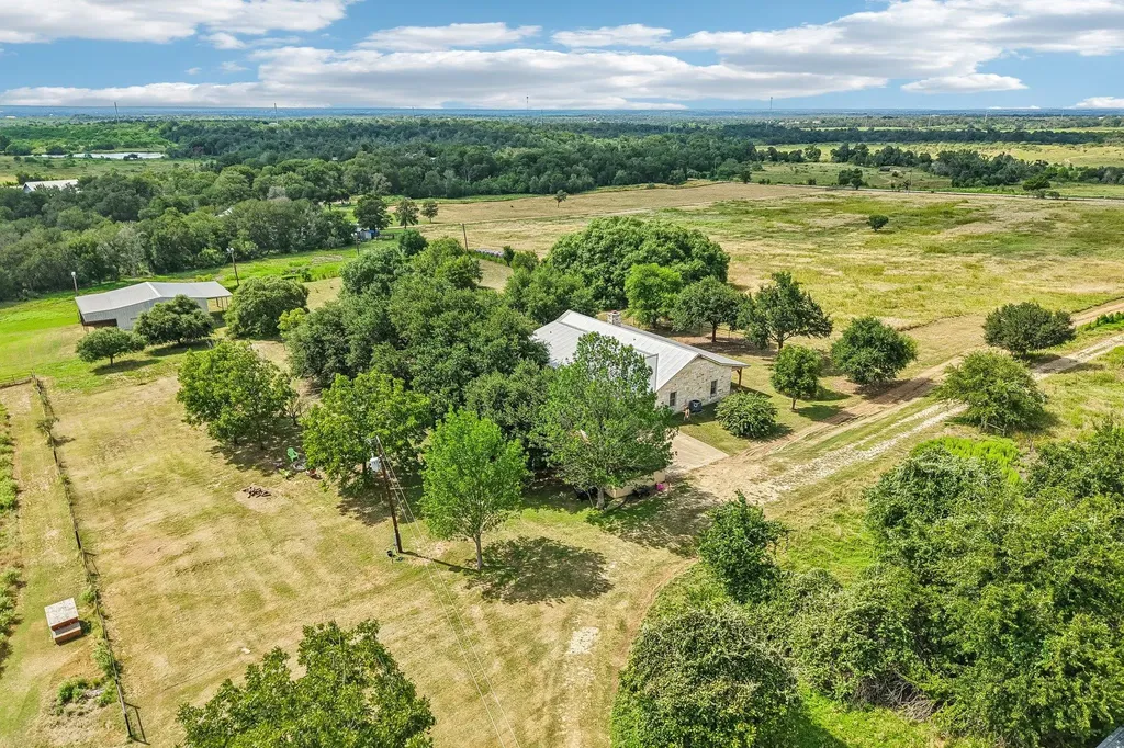 387 Goertz Drive Red Rock TX 78662