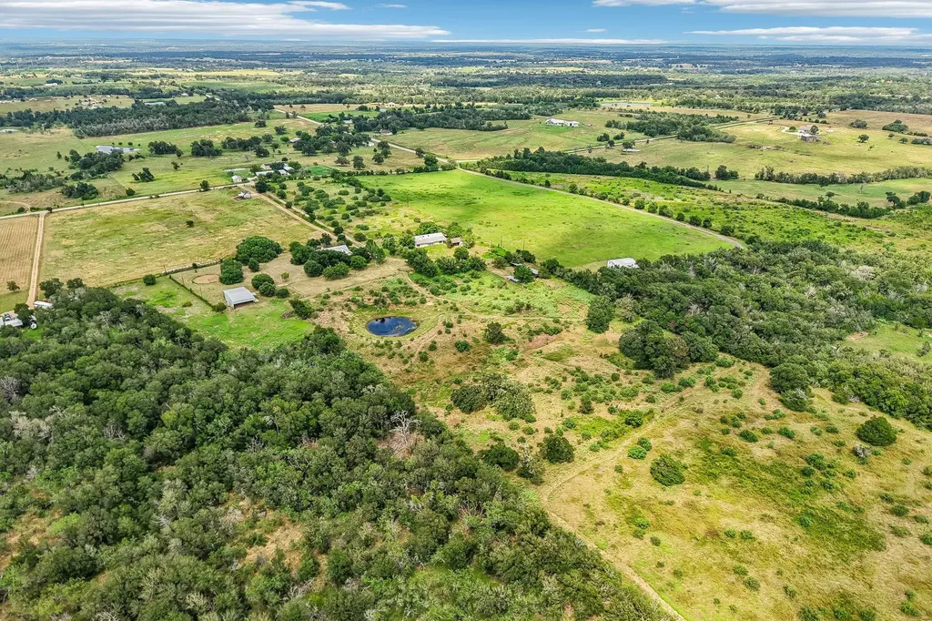 387 Goertz Drive Red Rock TX 78662