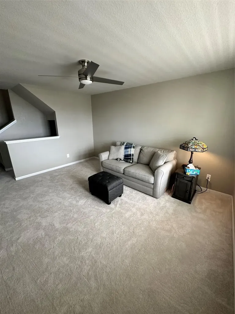 1269 Nevarez Kyle TX 78640
