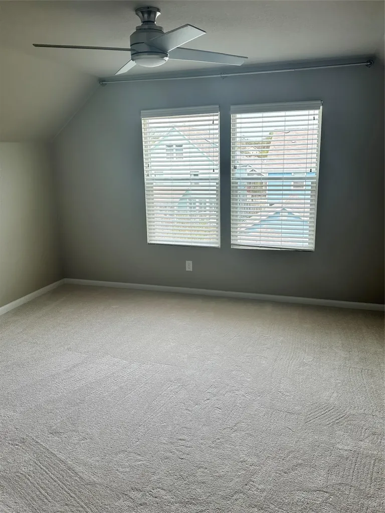 1269 Nevarez Kyle TX 78640