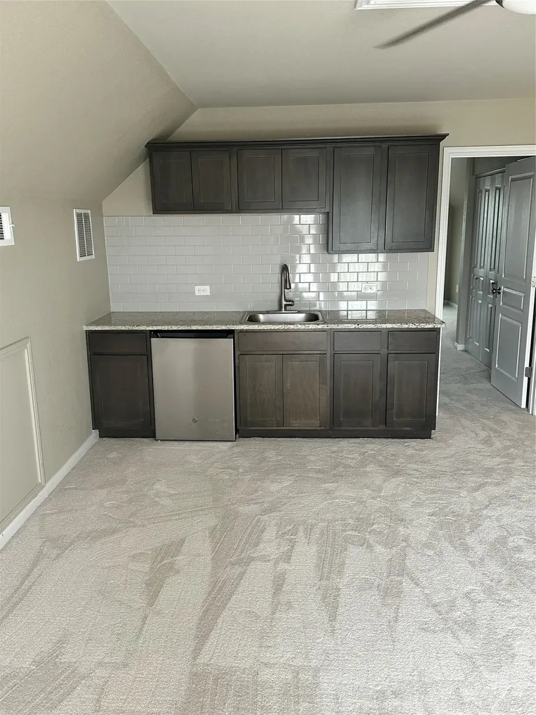 1269 Nevarez Kyle TX 78640