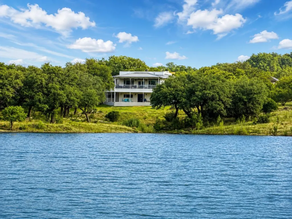 20505 Genessee Cove Lago Vista TX 78645