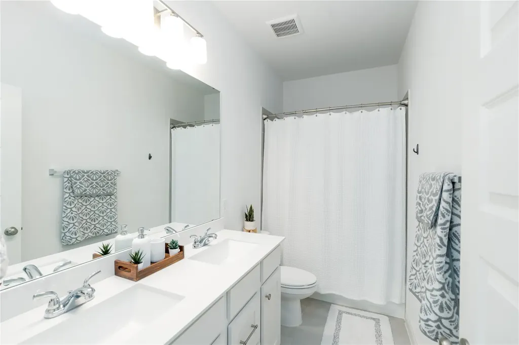 129 Menlo Bend Liberty Hill TX 78642
