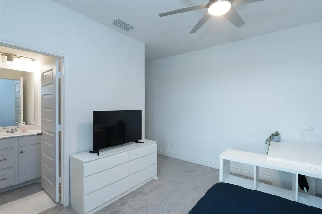 129 Menlo Bend Liberty Hill TX 78642