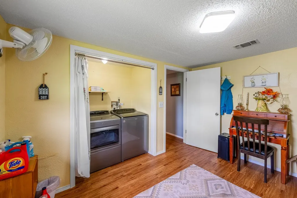 1360 Us Highway 84 Highway W Mullin TX 76864