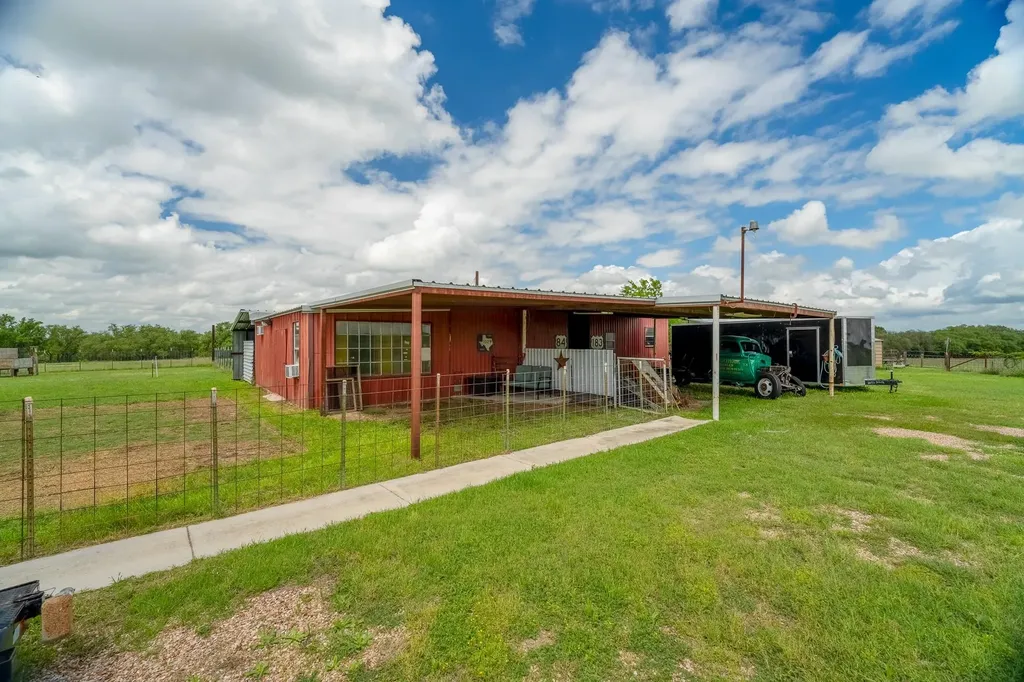 1360 Us Highway 84 Highway W Mullin TX 76864
