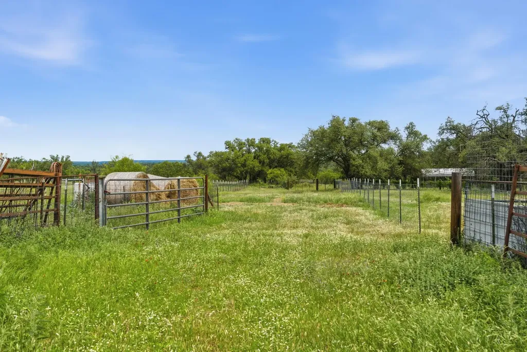 1360 Us Highway 84 Highway W Mullin TX 76864