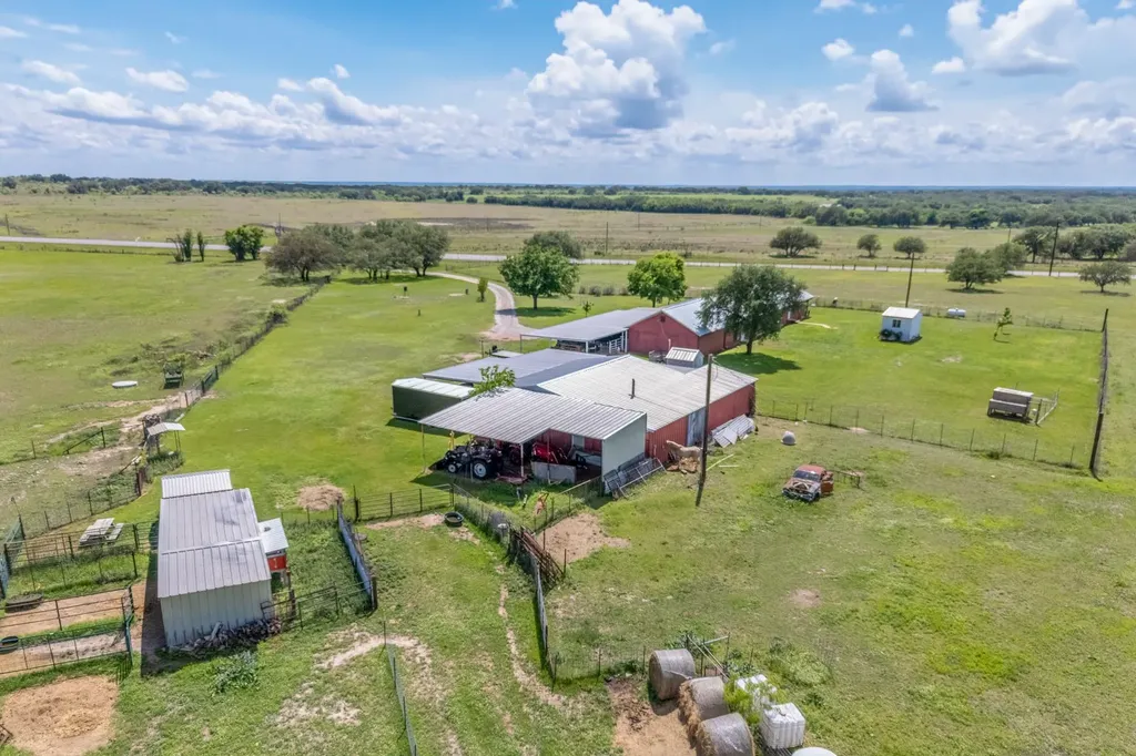 1360 Us Highway 84 Highway W Mullin TX 76864