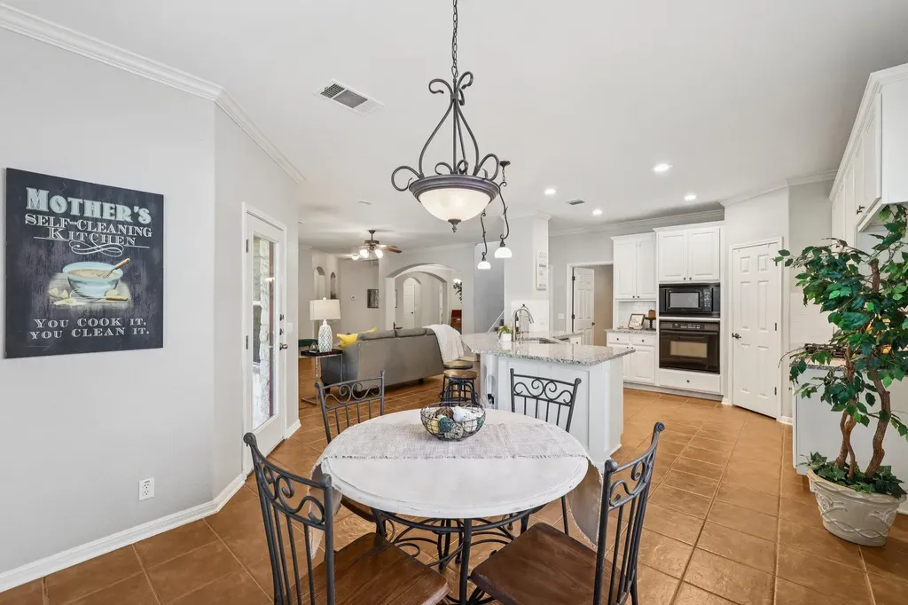 3804 Spyglass Cove Round Rock TX 78664