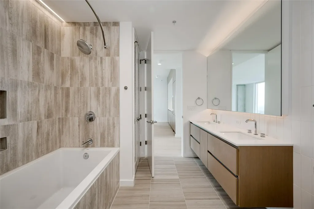 313 W 17th Street Austin TX 78701