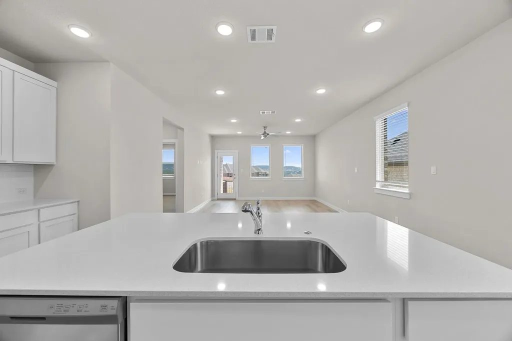 4705 Native Pearl Austin TX 78754