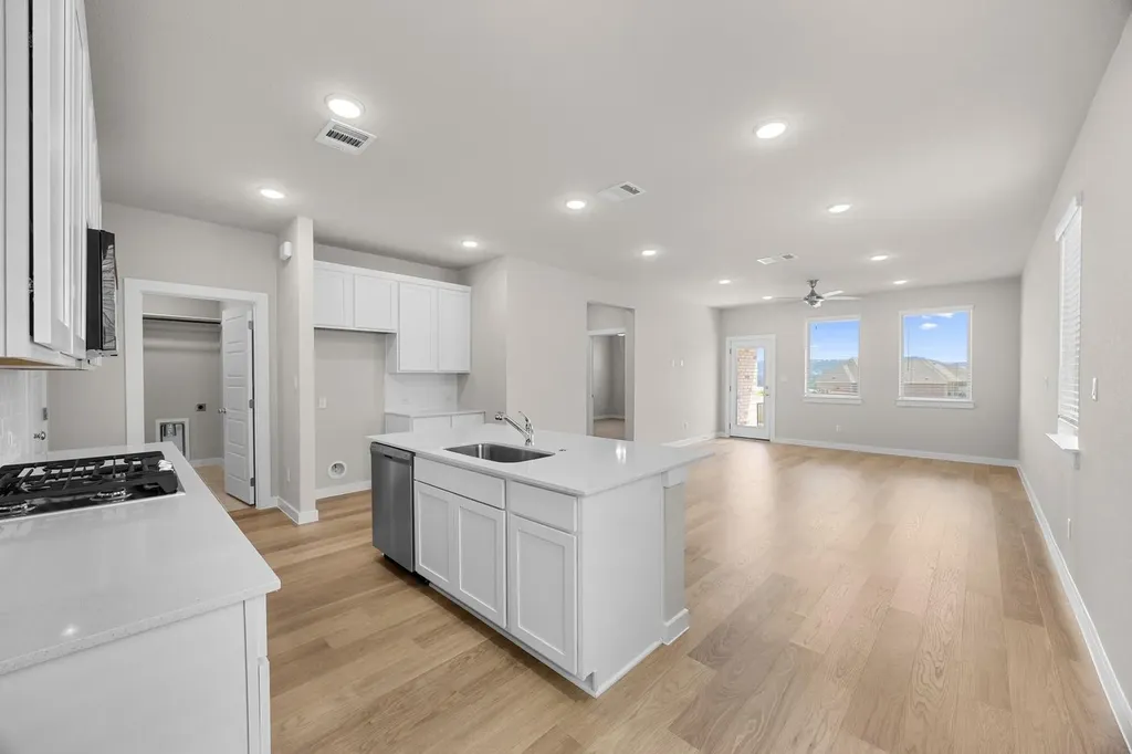4705 Native Pearl Austin TX 78754