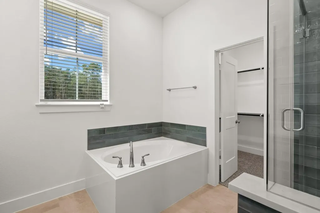215 Flora Springs Cove Liberty Hill TX 78642