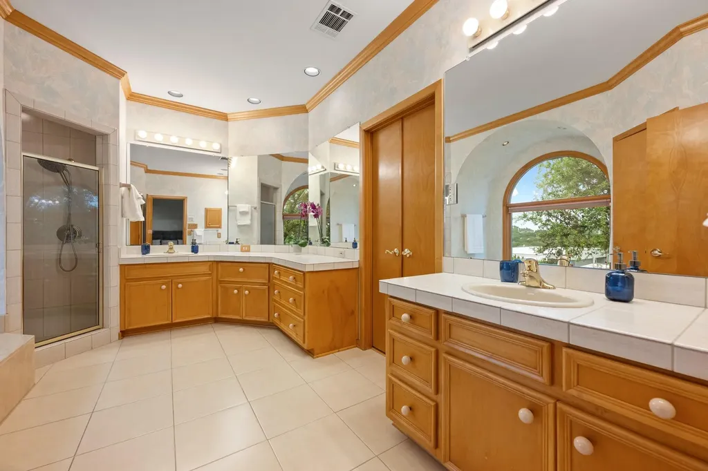 5918 Mountain Villa Drive Austin TX 78731
