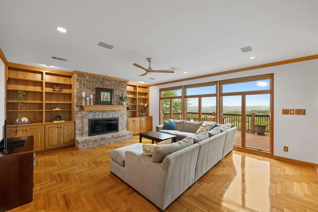5918 Mountain Villa Drive Austin TX 78731
