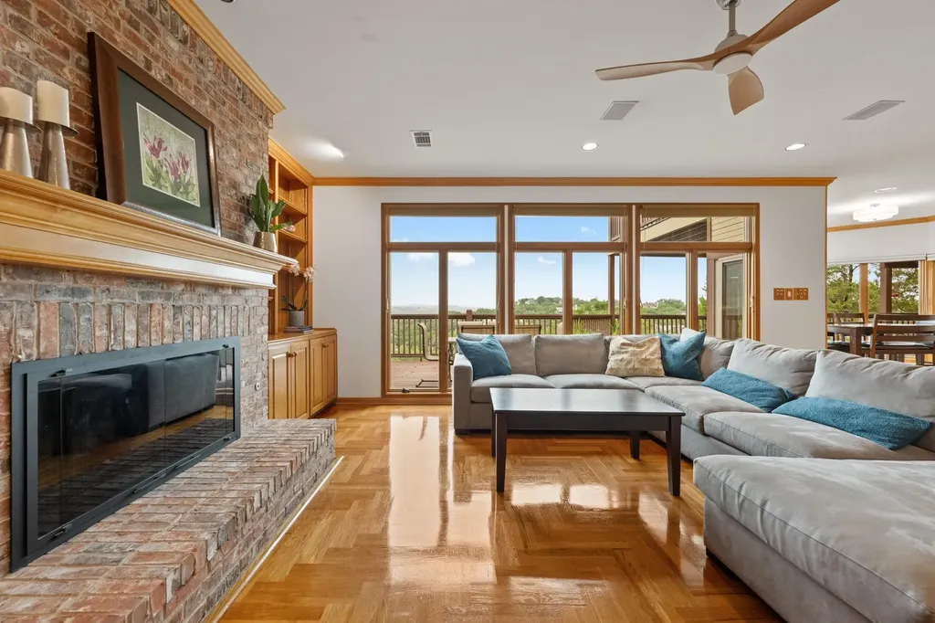 5918 Mountain Villa Drive Austin TX 78731