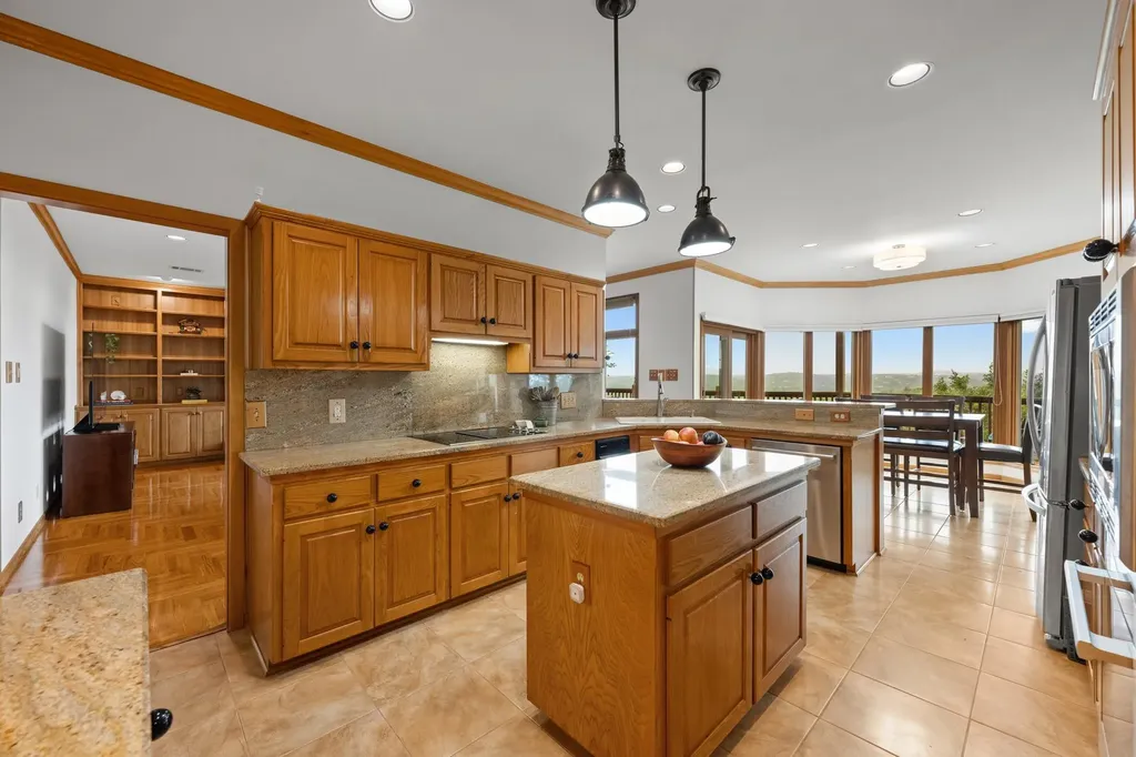 5918 Mountain Villa Drive Austin TX 78731