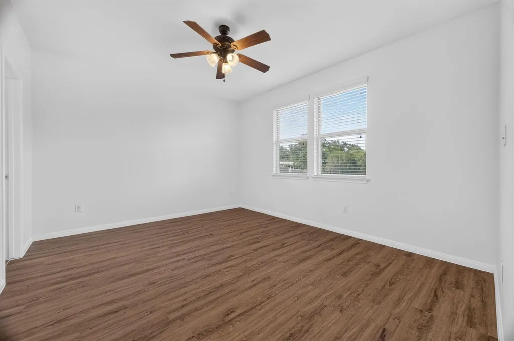 430 Twisted Oaks Lane Buda TX 78610