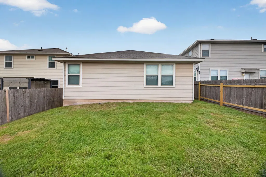 430 Twisted Oaks Lane Buda TX 78610