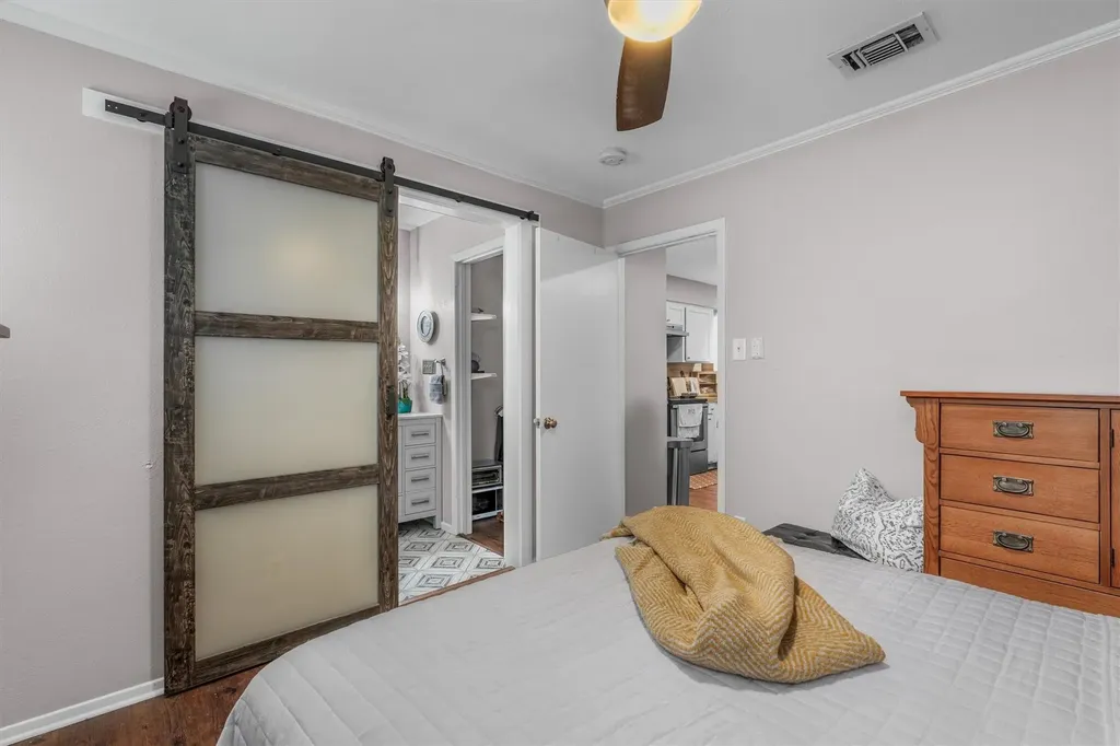 5608 Cougar Drive Austin TX 78745