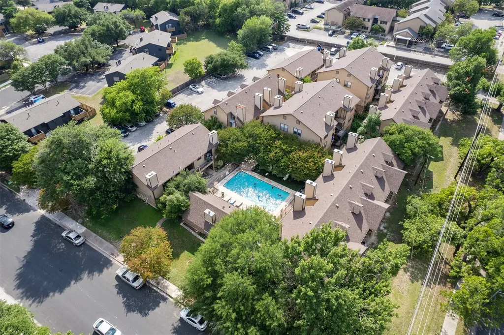 5608 Cougar Drive Austin TX 78745