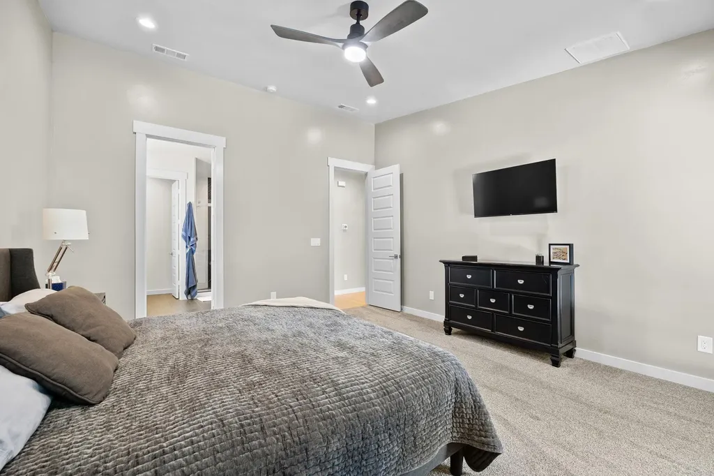 2800 Douglas Cove Lago Vista TX 78645