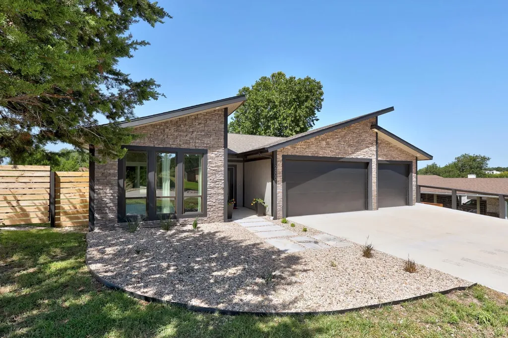 2800 Douglas Cove Lago Vista TX 78645