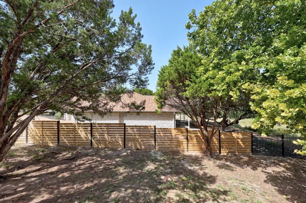 2800 Douglas Cove Lago Vista TX 78645