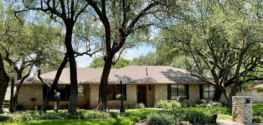 201 Oakwood Drive Georgetown TX 78628