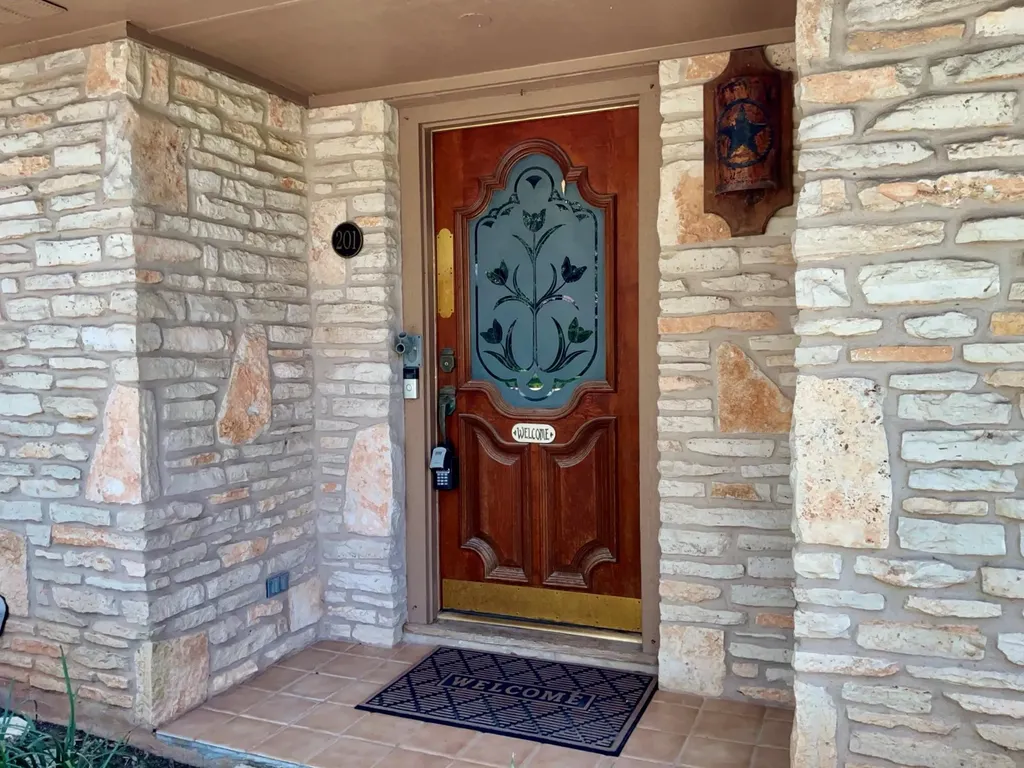 201 Oakwood Drive Georgetown TX 78628