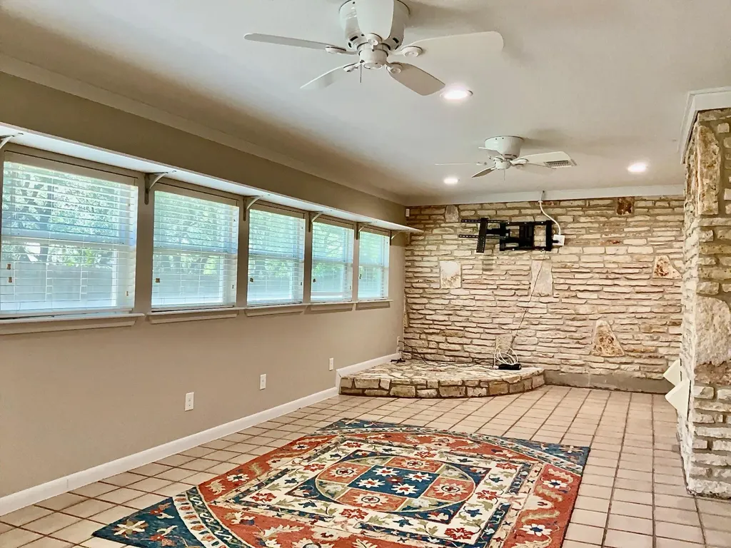 201 Oakwood Drive Georgetown TX 78628